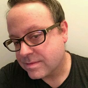 Meet your Posher, Thomas